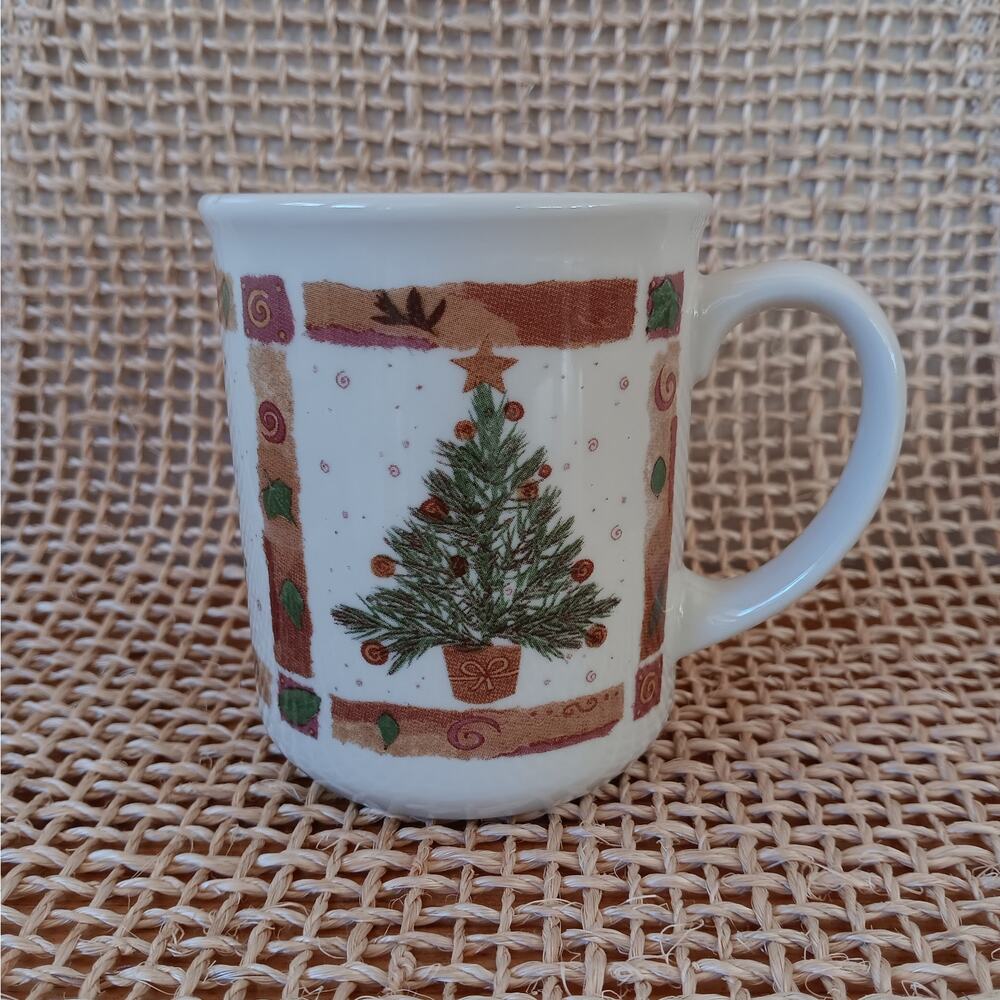 Pier 1 Natural Christmas Tree Mug